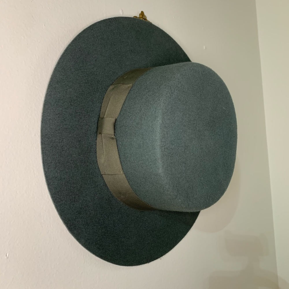 Anthropology felt sage green hat